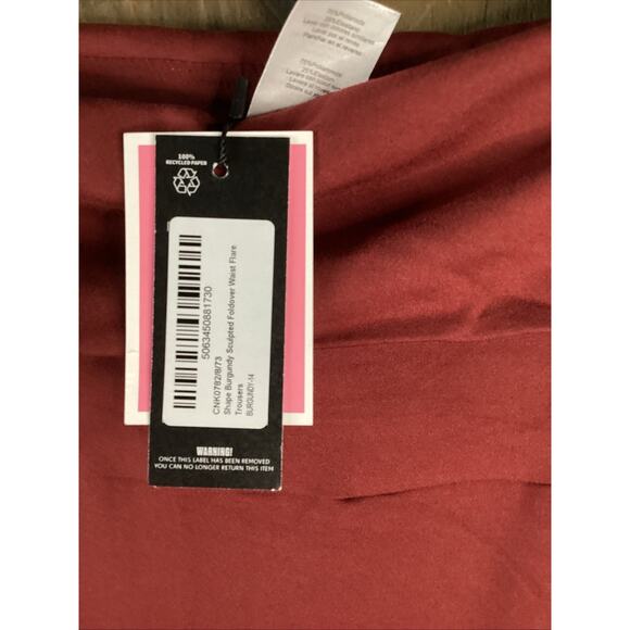 PrettyLittleThing Burgundy Sculpted Fold over Waist Flare Trousers Medium - Picture 3 of 4